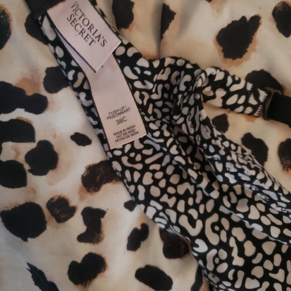 Victorias Secret Bra Bundle - Picture 7 of 13